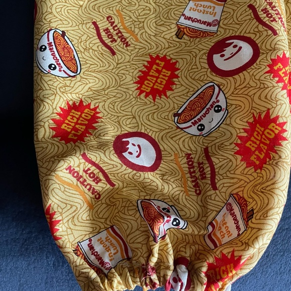 New! Handmade Ramen Noodle Print Bag Holder w/gift bag/tissue Ready for gifting - Picture 2 of 2